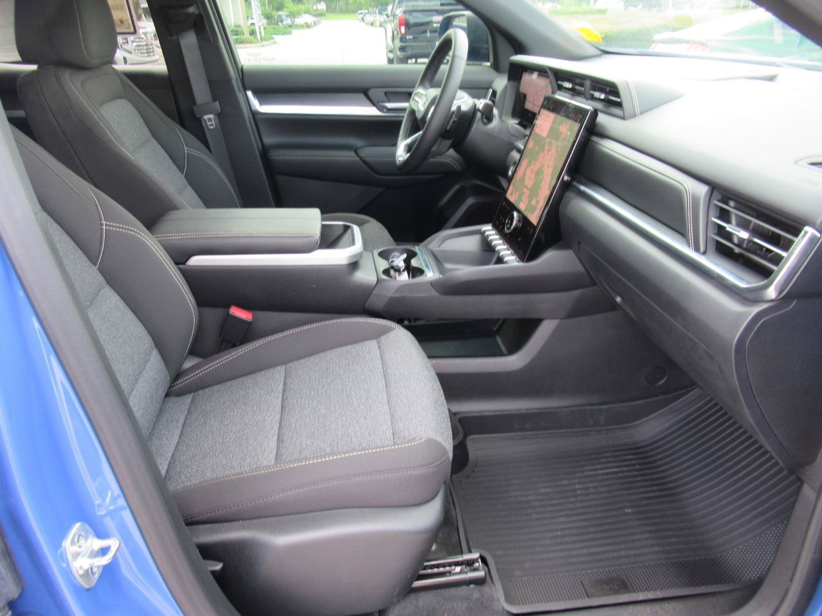 Used 2026 GMC Terrain Elevation w/ Black Edition FWD image 10