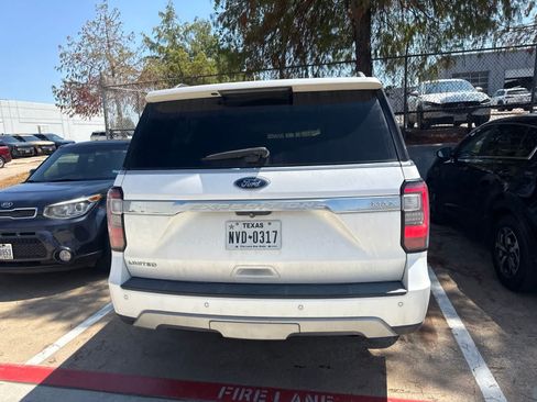 Used 2018 Ford Expedition Max Limited w/ Equipment Group 301A RWD image 13