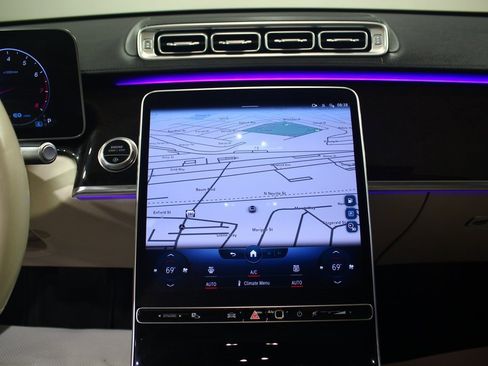 Used 2022 Mercedes-Benz S 500 4MATIC image 21