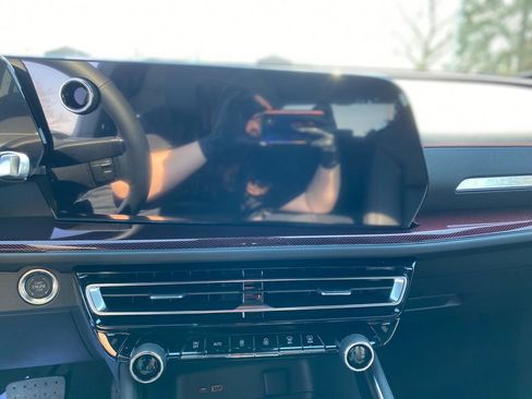 New 2026 Chevrolet Traverse RS image 25