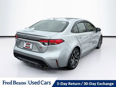 Used 2022 Toyota Corolla SE w/ SE Premium Package image 8