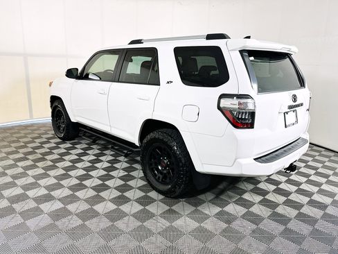 Used 2023 Toyota 4Runner SR5 Premium w/ Moonroof Package RWD image 5