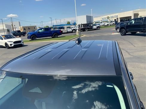Used 2025 Ford Maverick XL FWD image 11