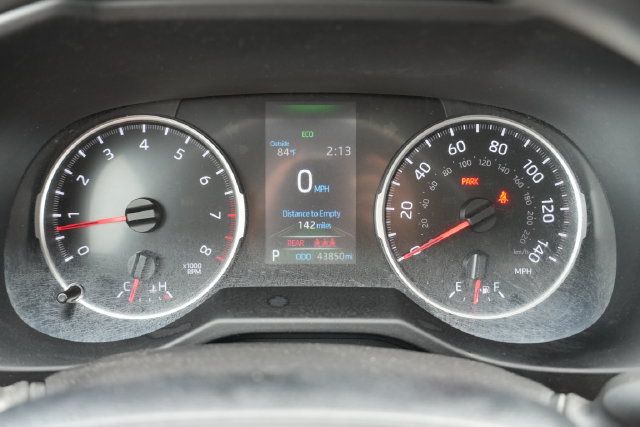 Used 2021 Toyota RAV4 LE FWD image 28