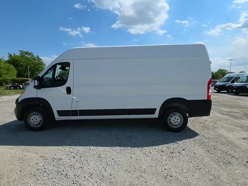 Used 2023 RAM ProMaster 2500 FWD image 4