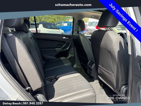 Used 2024 Volkswagen Tiguan SE FWD image 17
