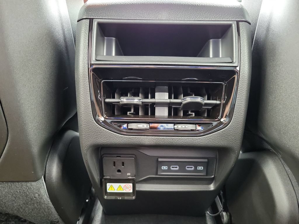 New 2026 Jeep Grand Cherokee Altitude RWD image 37