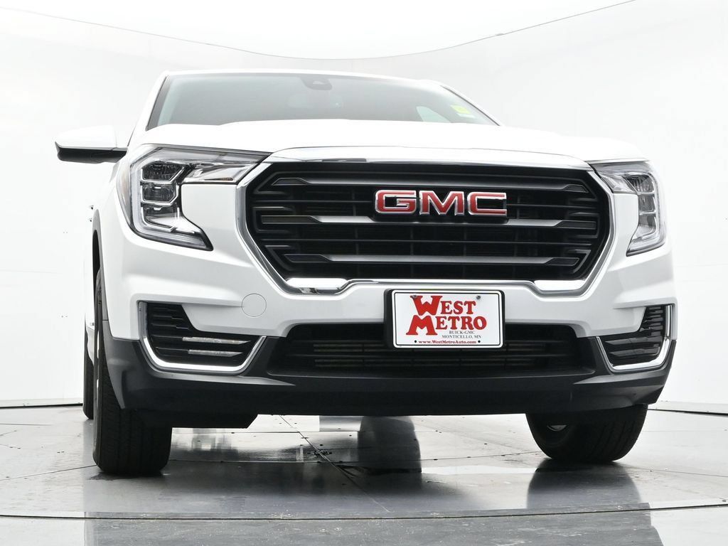 Used 2024 GMC Terrain SLE AWD/4WD image 27