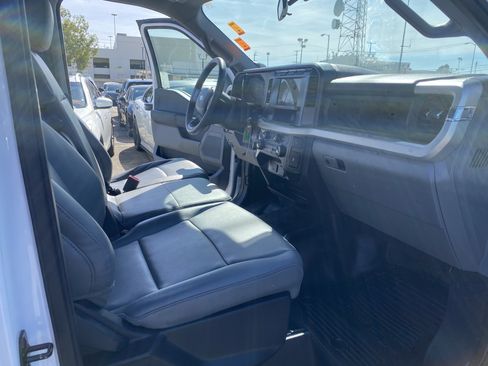 Used 2023 Ford F250 XL RWD image 20