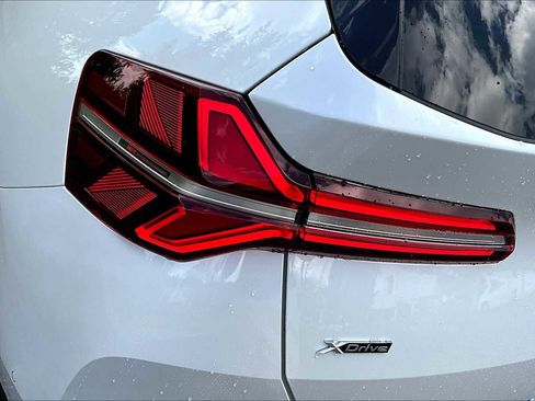 Used 2026 BMW X3 xDrive30 w/ Premium Package image 15