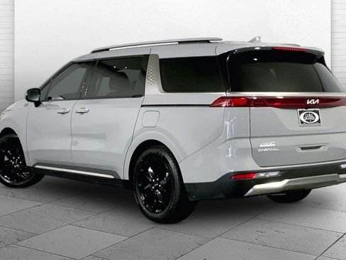 Certified 2024 Kia Carnival SX Prestige FWD image 11