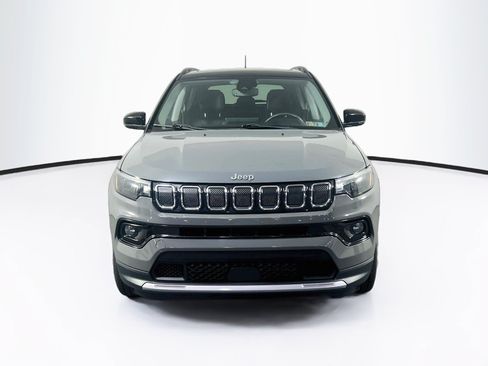 Used 2022 Jeep Compass Limited w/ Sun and Sound Group AWD/4WD image 2