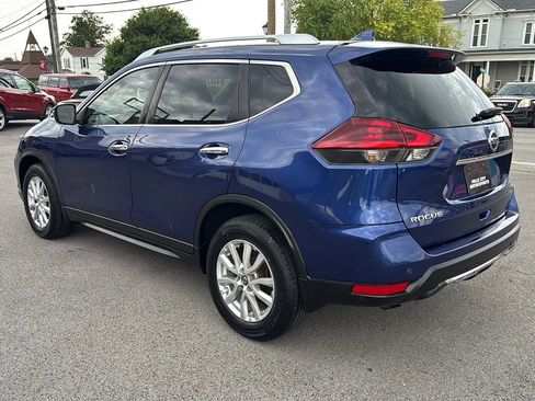 Used 2019 Nissan Rogue SV FWD image 9