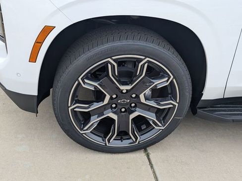 New 2026 Chevrolet Tahoe RST w/ RST Capability Package image 7