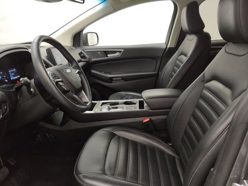 Used 2024 Ford Edge SEL image 17