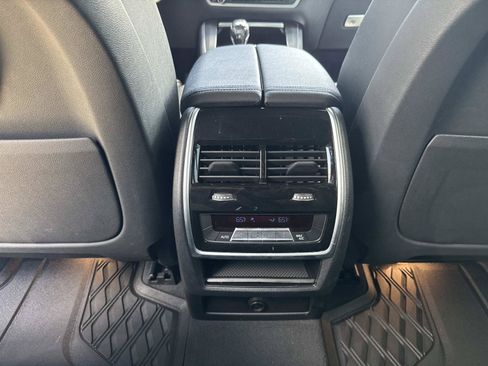 Used 2019 BMW X5 xDrive40i w/ Convenience Package AWD/4WD image 17