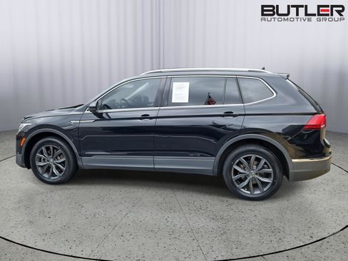 Used 2022 Volkswagen Tiguan SE FWD image 8