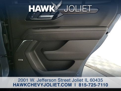 Used 2025 Chevrolet Tahoe High Country AWD/4WD image 24