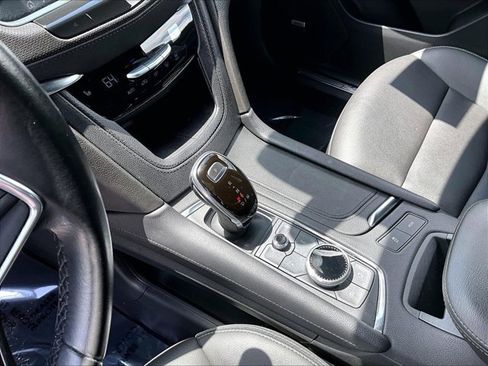 Used 2020 Cadillac XT5 Luxury image 15