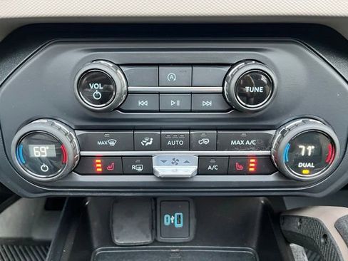 Used 2023 Ford Bronco Big Bend AWD/4WD image 29