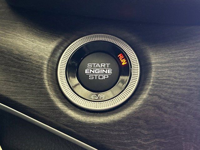 Used 2023 Jeep Grand Cherokee 4WD 4xe image 28