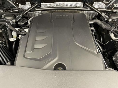 New 2025 Audi Q5 2.0T Premium Plus image 24