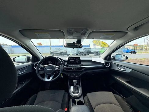Used 2023 Kia Forte LXS FWD image 27