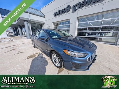 Used 2019 Ford Fusion SE