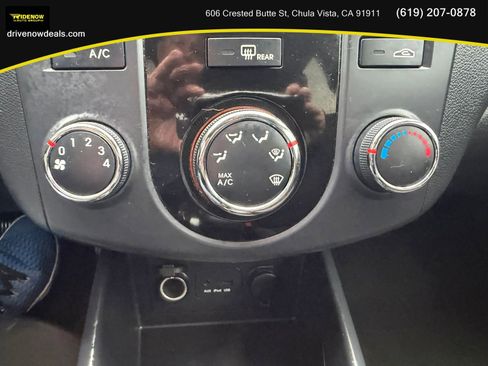 Used 2012 Kia Forte EX FWD image 18