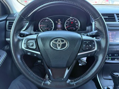 Used 2016 Toyota Camry SE image 14