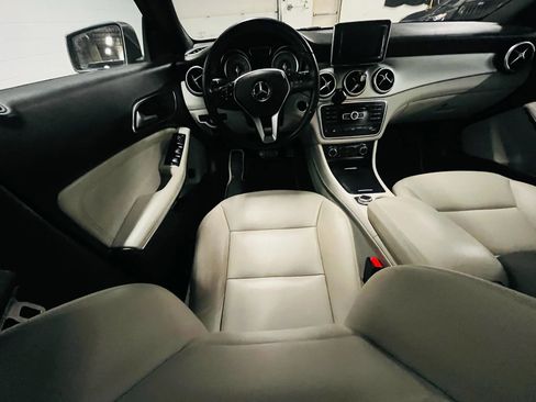 Used 2014 Mercedes-Benz CLA 250 4MATIC image 12