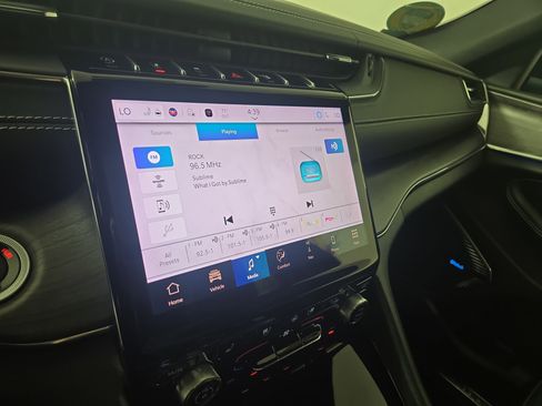 Used 2023 Jeep Grand Cherokee L Overland image 20