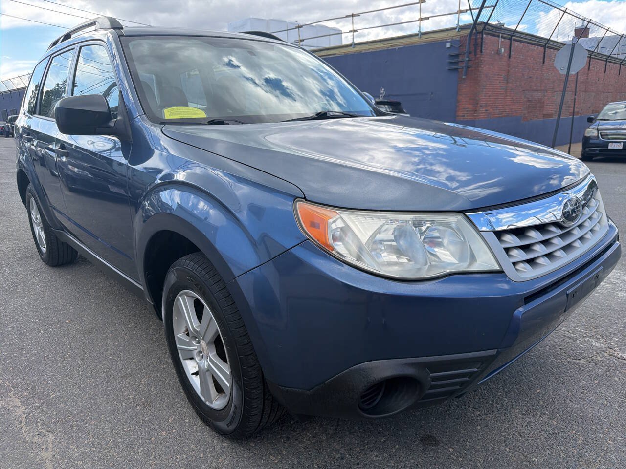 Used 2012 Subaru Forester 2.5X AWD/4WD image 2