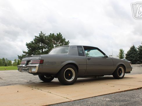 Used 1987 Buick Regal Coupe RWD image 32