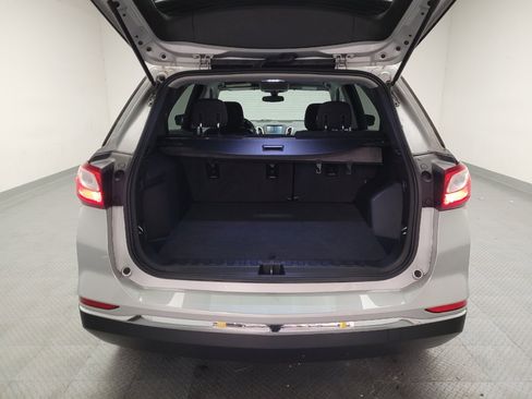 Used 2018 Chevrolet Equinox LT AWD/4WD image 29