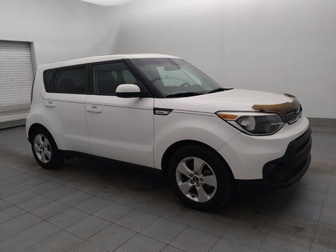Used 2018 Kia Soul w/ Convenience Package FWD image 11