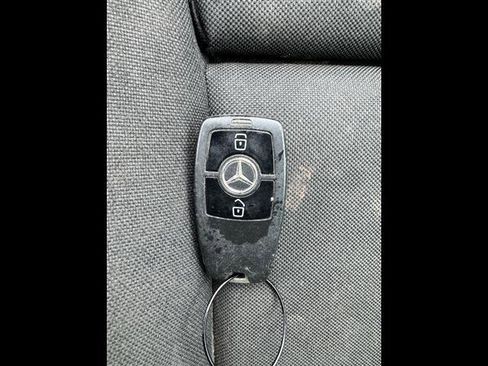 Used 2019 Mercedes-Benz Sprinter 1500 image 34