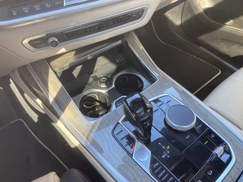 Used 2019 BMW X7 xDrive50i w/ Dynamic Handling Package AWD/4WD image 14