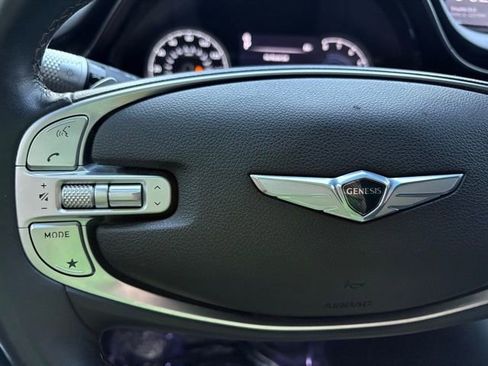 Used 2025 Genesis GV70 2.5T AWD/4WD image 15