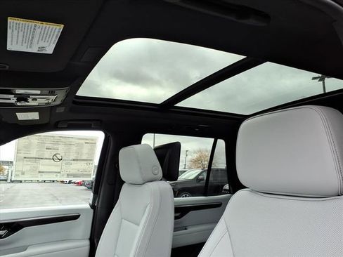 New 2026 Chevrolet Tahoe Premier AWD/4WD image 8