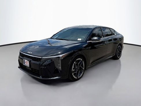 Used 2025 Kia K4 GT-Line w/ GT-Line Premium Package FWD image 3