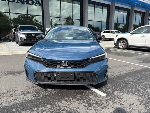 Certified 2025 Honda Civic Sport image 3