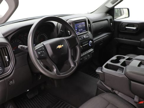 Used 2024 Chevrolet Silverado 1500 Custom image 17