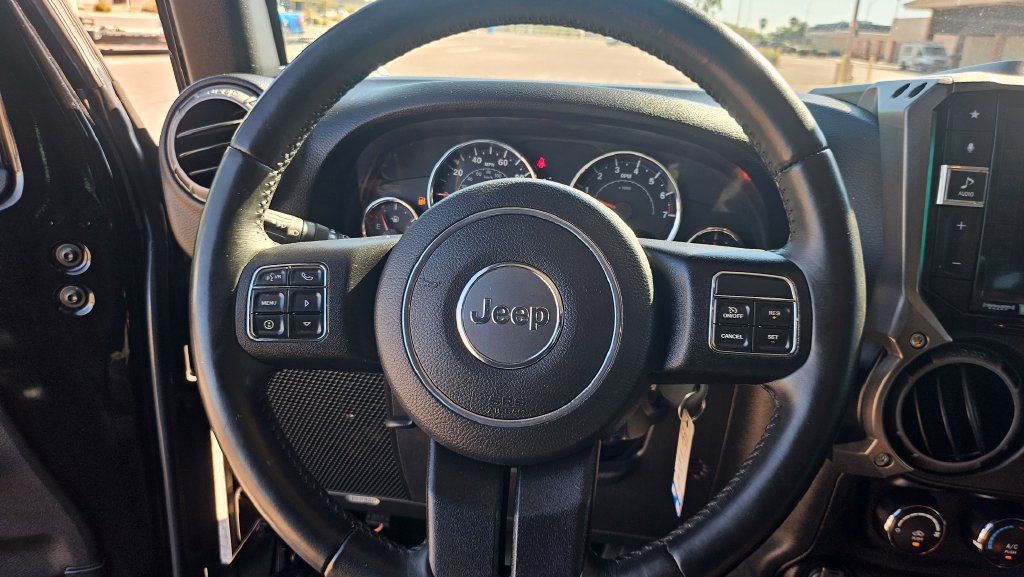 Used 2016 Jeep Wrangler Sport w/ Connectivity Group AWD/4WD image 27