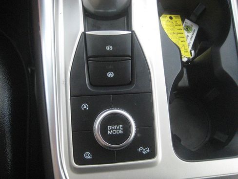 Used 2024 Ford Explorer Limited w/ Limited Technology Package AWD/4WD image 20