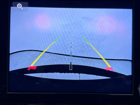 Used 2023 Jeep Grand Cherokee Altitude image 11