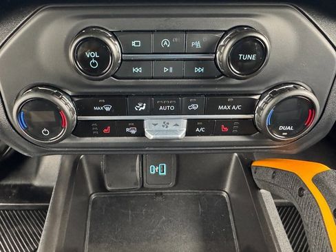 Certified 2023 Ford Bronco Badlands image 27