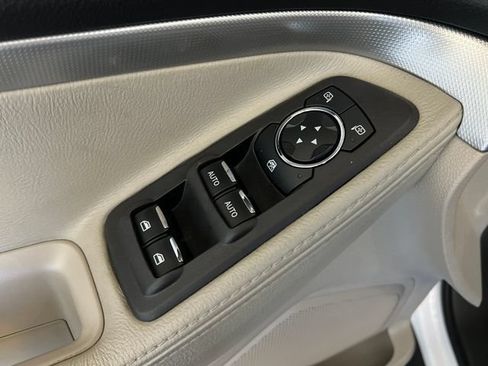 Used 2013 Ford Explorer XLT FWD image 26