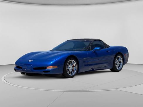 Used 2003 Chevrolet Corvette Convertible w/ Preferred Equipment Group1 RWD image 7