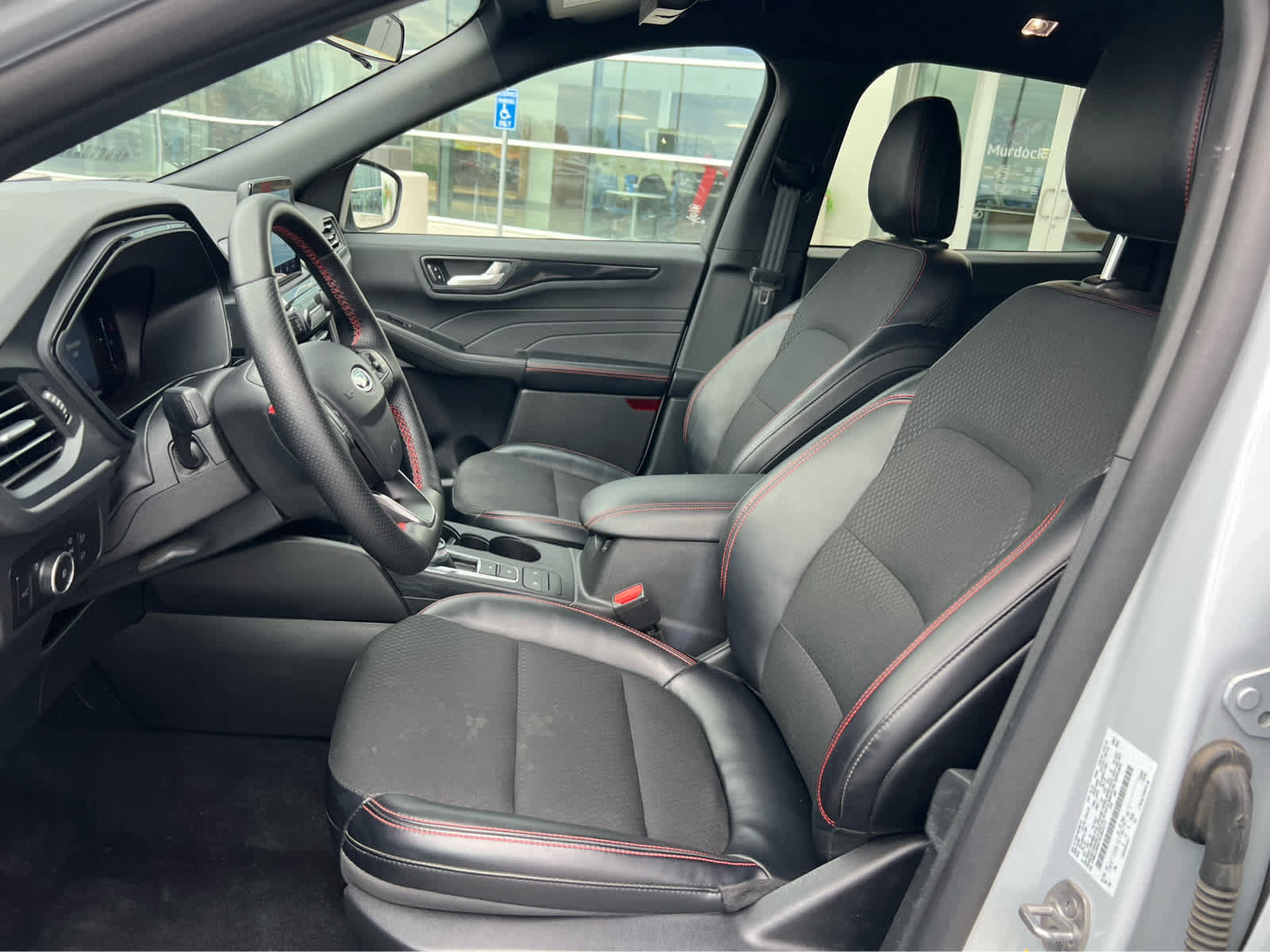 Used 2025 Ford Escape ST-Line Select AWD/4WD image 27